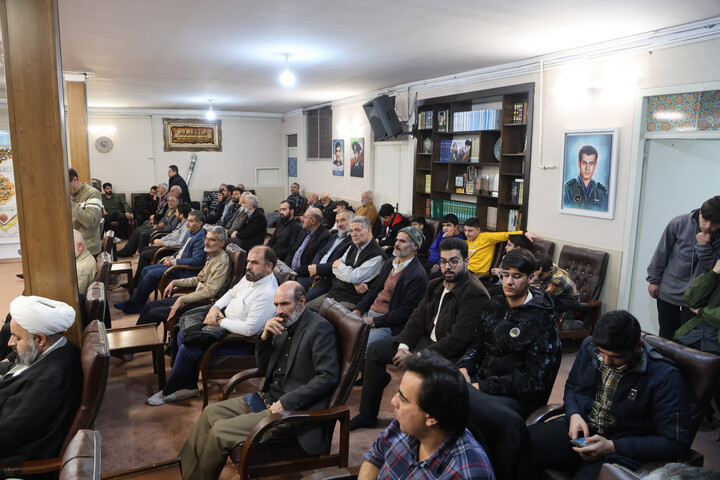 تصاویر / دیدار خادمین برادر ستاد نماز جمعه همدان با نماینده ولی فقیه در استان