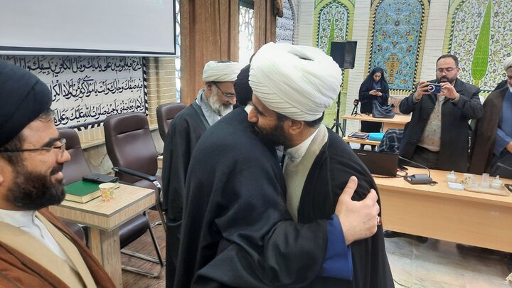 تصاویر| تکریم و معارفه مدیرکل سازمان تبلیغات چهارمحال و بختیاری