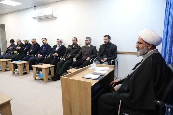 تصاویر/ جلسه ستاد مردمی راهبری اعتکاف استان سمنان با حضور نماینده ولی فقیه در استان