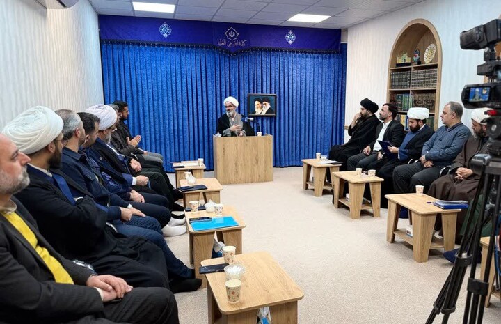 تصاویر/ جلسه ستاد مردمی راهبری اعتکاف استان سمنان با حضور نماینده ولی فقیه در استان