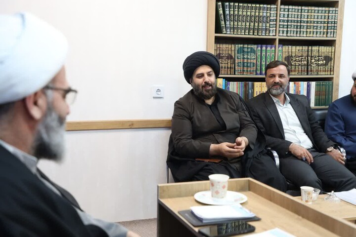 تصاویر/ جلسه ستاد مردمی راهبری اعتکاف استان سمنان با حضور نماینده ولی فقیه در استان