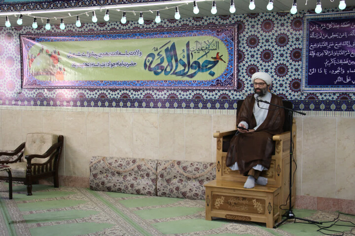 تصاویر|جشن میلاد حضرت جواد الائمه (ع)در حوزه عملیه اصفهان