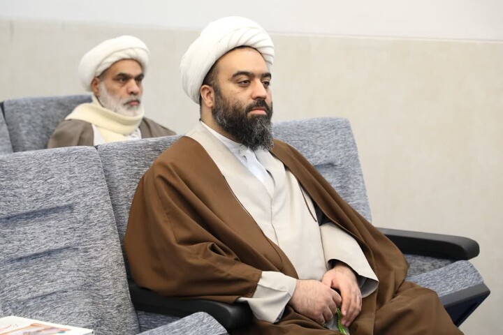 تصاویر/ دوره تکمیلی تعالی مدیران، کادر و اساتید حوزه علمیه استان یزد آغاز شد