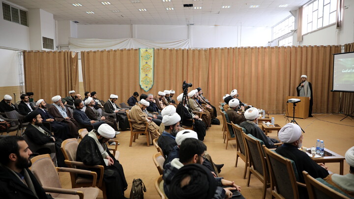 تصاویر/نشست سالانه پژوهشکده امامت همراه با گزارش و برسی ویژه فعالیت ها و دستاوردهای هسته های پژوهشی