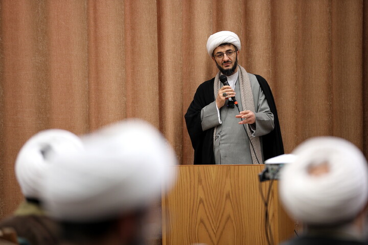 تصاویر/نشست سالانه پژوهشکده امامت همراه با گزارش و برسی ویژه فعالیت ها و دستاوردهای هسته های پژوهشی