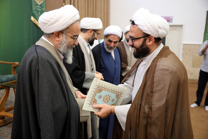 تصاویر/نشست سالانه پژوهشکده امامت همراه با گزارش و برسی ویژه فعالیت ها و دستاوردهای هسته های پژوهشی