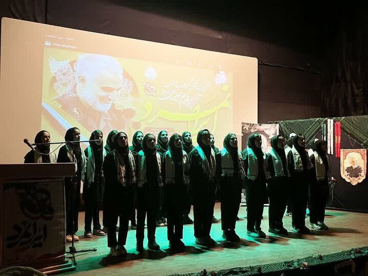 تصاویر/مراسم سالروز شهادت حاج قاسم سلیمانی در  شهرستان ایوان