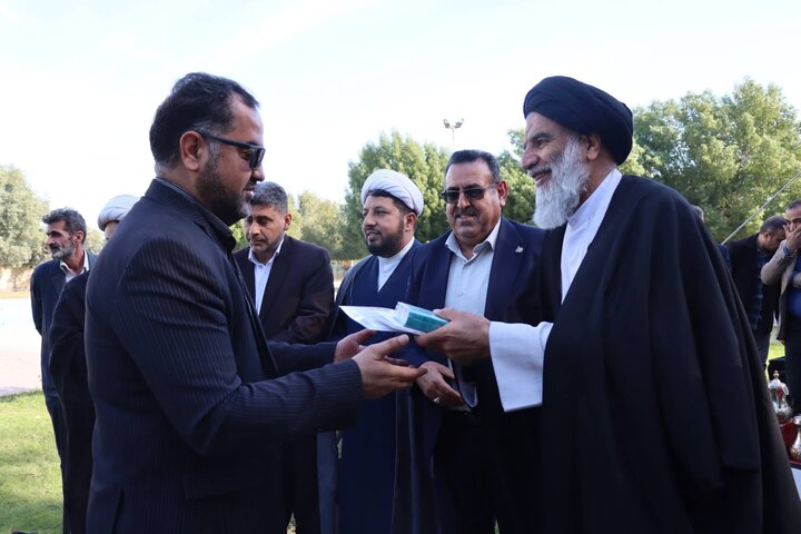 جشن متفاوت تجلیل از کارکان آموزش و پرورش در اهواز