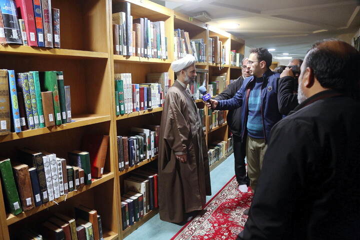 تصاویر/ بازدید ویژه خبرنگاران از آستان مقدس حضرت فاطمه معصومه (سلام‌الله‌علیها)