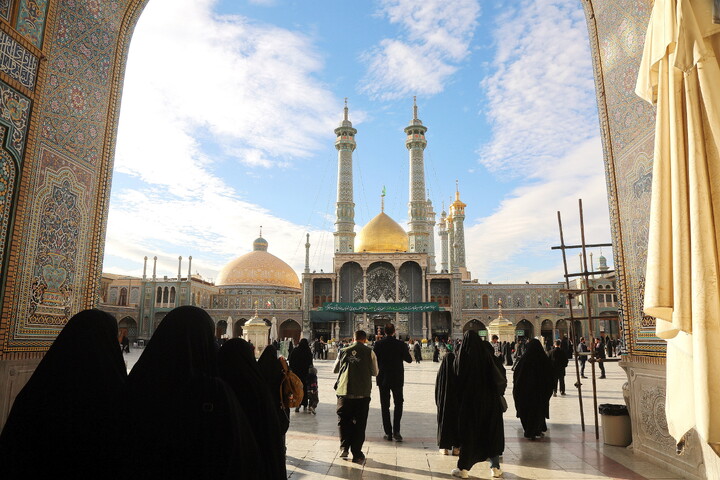 تصاویر/ بازدید ویژه خبرنگاران از آستان مقدس حضرت فاطمه معصومه (سلام‌الله‌علیها)