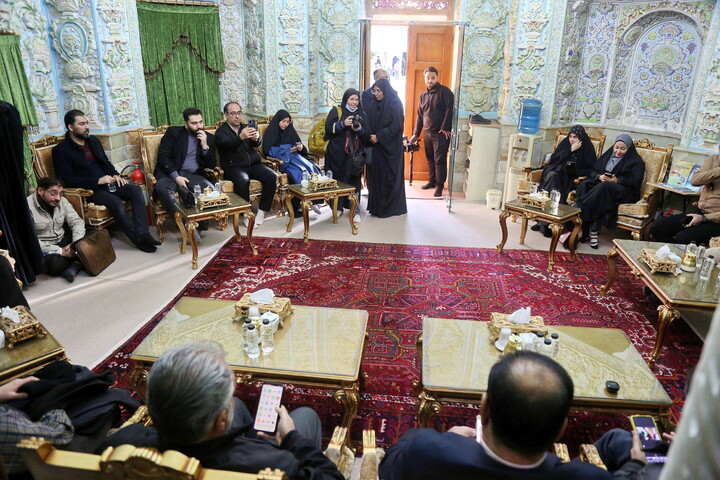 تصاویر/ بازدید ویژه خبرنگاران از آستان مقدس حضرت فاطمه معصومه (سلام‌الله‌علیها)