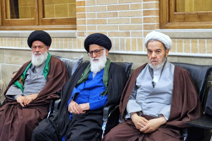 تصاویر/ دیدار طلاب و فضلای اصفهانی ساکن قم با نماینده ولی فقیه در استان اصفهان