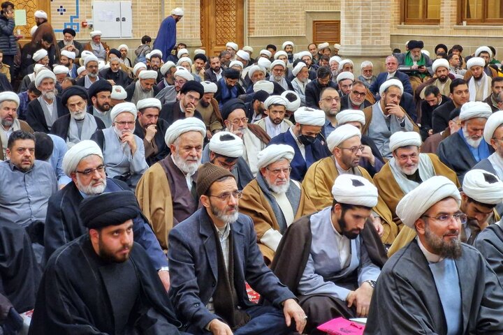 تصاویر/ دیدار طلاب و فضلای اصفهانی ساکن قم با نماینده ولی فقیه در استان اصفهان