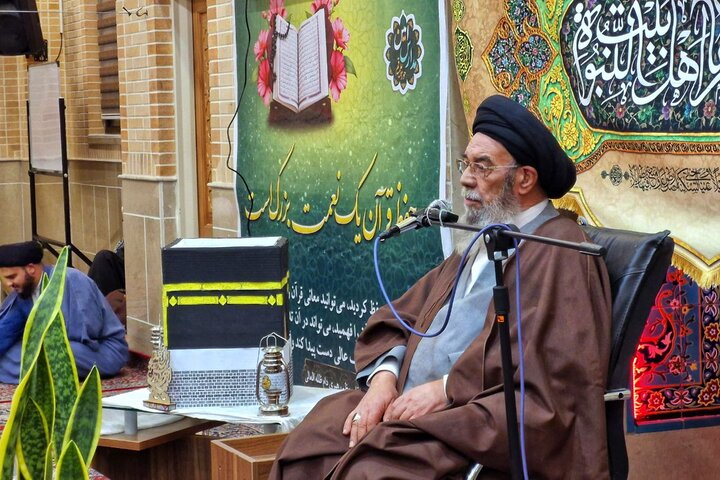 تصاویر/ دیدار طلاب و فضلای اصفهانی ساکن قم با نماینده ولی فقیه در استان اصفهان