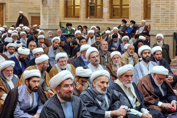 تصاویر/ دیدار طلاب و فضلای اصفهانی ساکن قم با نماینده ولی فقیه در استان اصفهان