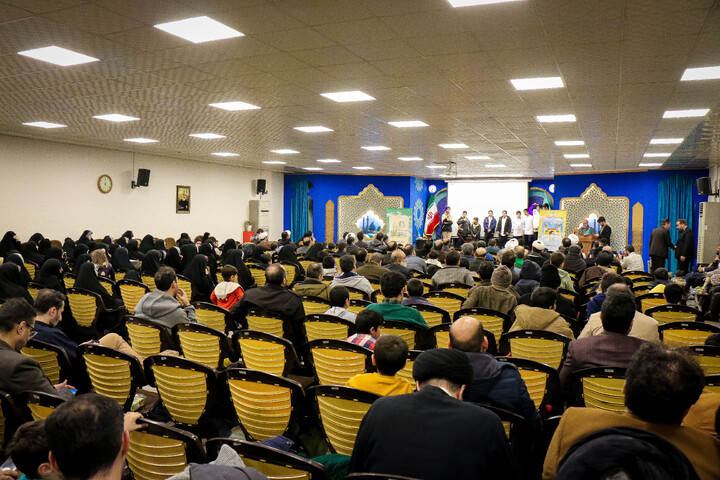 تصاویر/ جشن خانوادگی ولادت باسعادت امام جواد ع و حضرت امیرالمومنین ع و گرامیداشت روز پدر دبیرستان متوسطه اول توحید