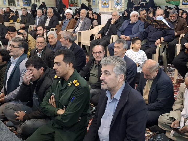 تصاویر/یادواره شهدای حسن آبادکاشان همراه باگرامیداشت شهدای جنگ 12روزه