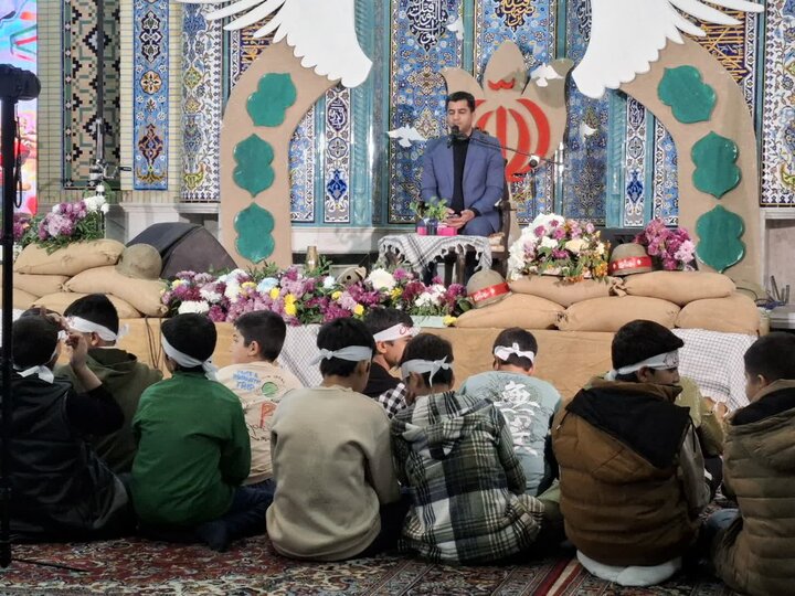 تصاویر/یادواره شهدای حسن آبادکاشان همراه باگرامیداشت شهدای جنگ 12روزه