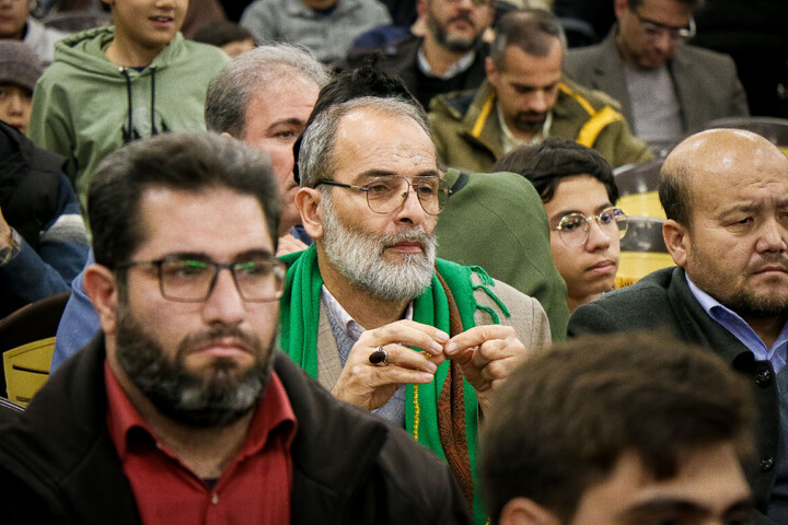 تصاویر/ جشن خانوادگی ولادت باسعادت امام جواد ع و حضرت امیرالمومنین ع و گرامیداشت روز پدر دبیرستان متوسطه اول توحید