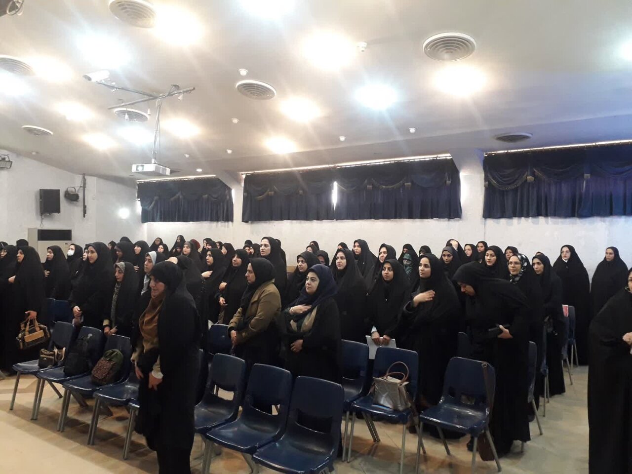 پوشش عفیفانه، راهکاری علمی برای حفظ کرامت زنان است