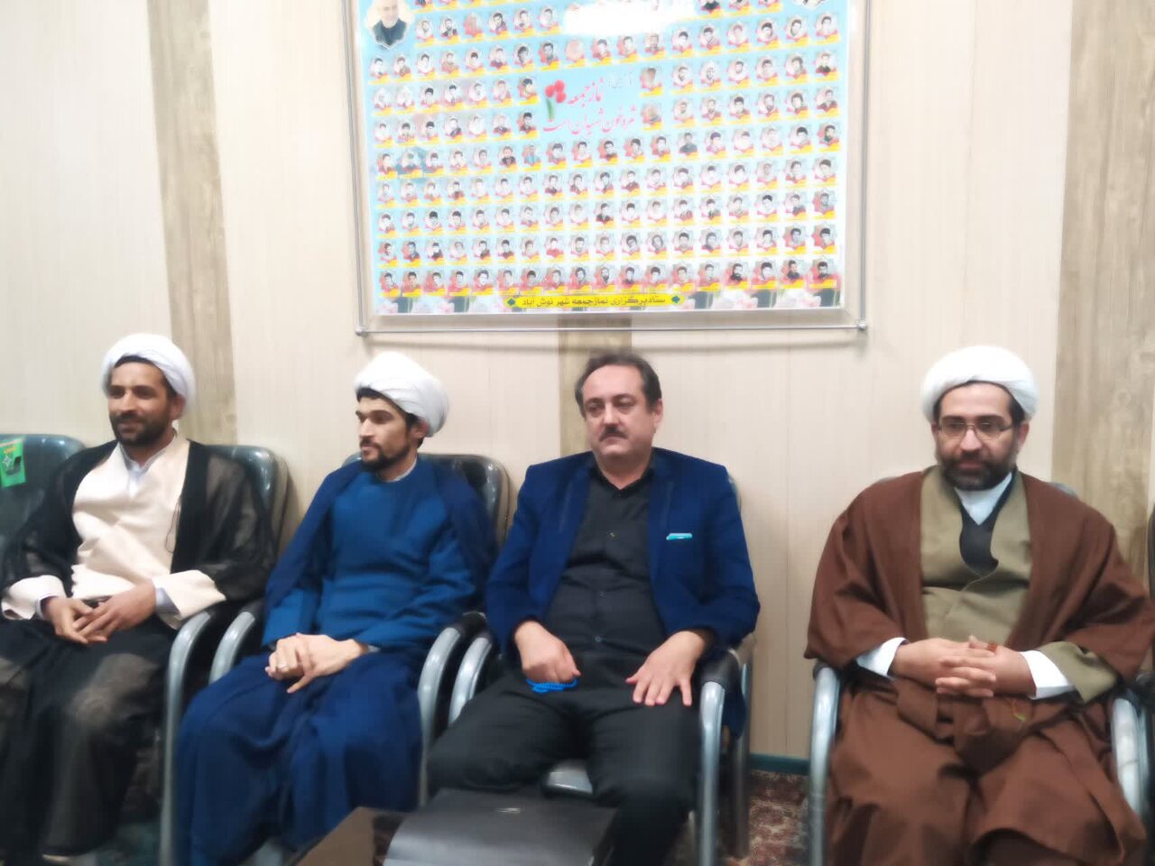 خادمان معتکفین ادامه دهنده راه انبیای الهی هستند