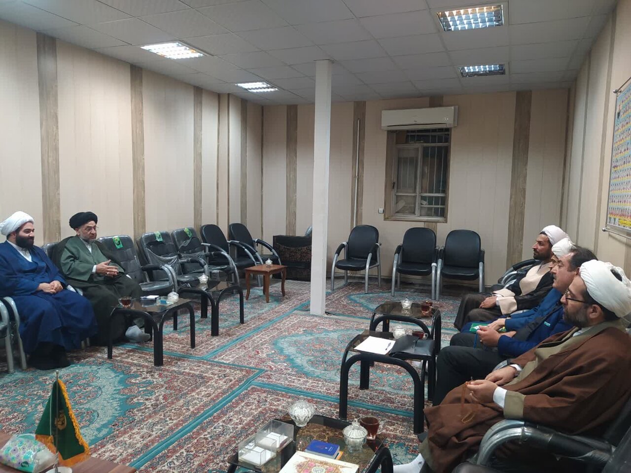 خادمان معتکفین ادامه دهنده راه انبیای الهی هستند