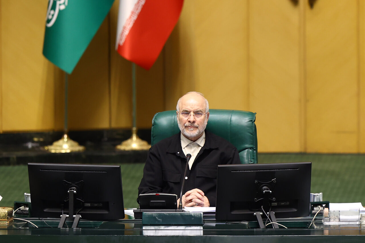 حاج قاسم در دل تهدیدها فرصت می‌دید/ پیروی از منش حاج قاسم یعنی پیگیری حل مشکلات مردم