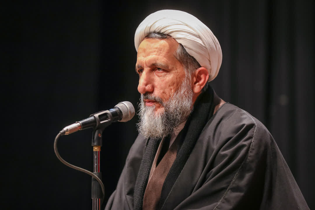 تبیین رسالت های الهی بر عهده عالمان آگاه و بابصیرت است