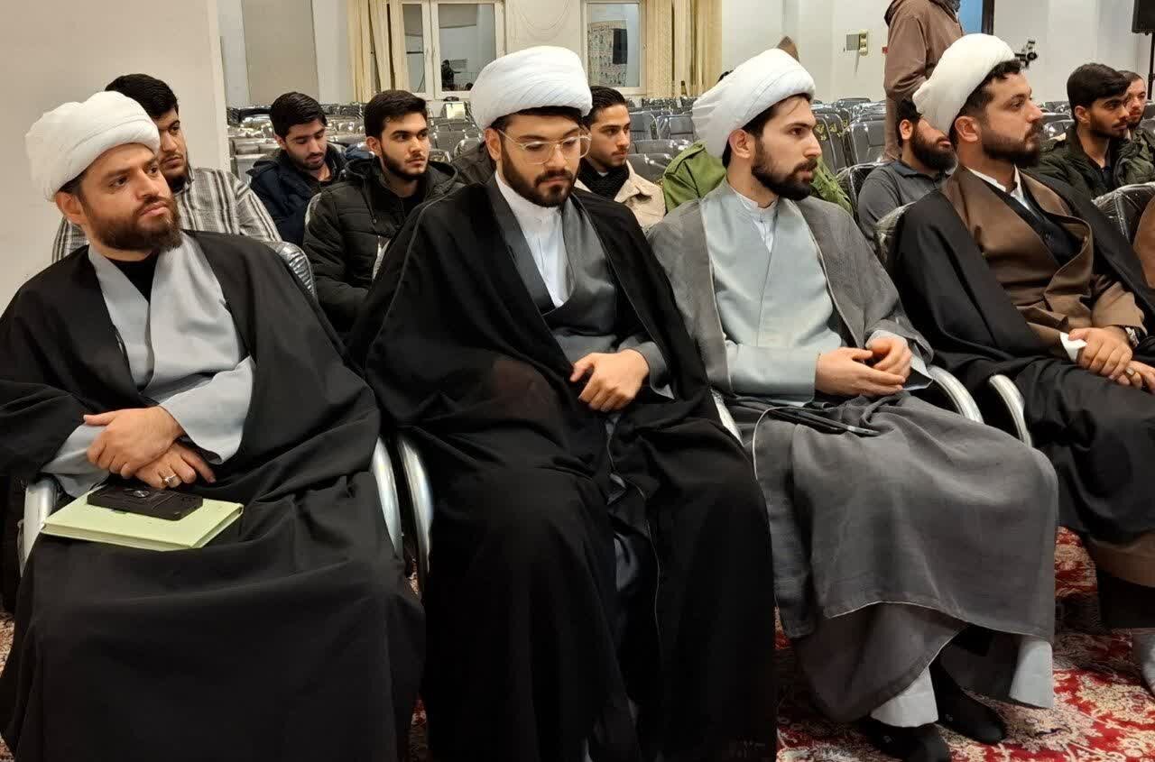 ظرفیت‌های گروه‌های جهادی حوزه علمیه گیلان بررسی شد+عکس