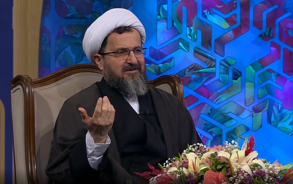 ملت ایران در آزمون‌های بزرگ تاریخی، وفاداری خود به دین، انقلاب و ولایت را اثبات کرده است