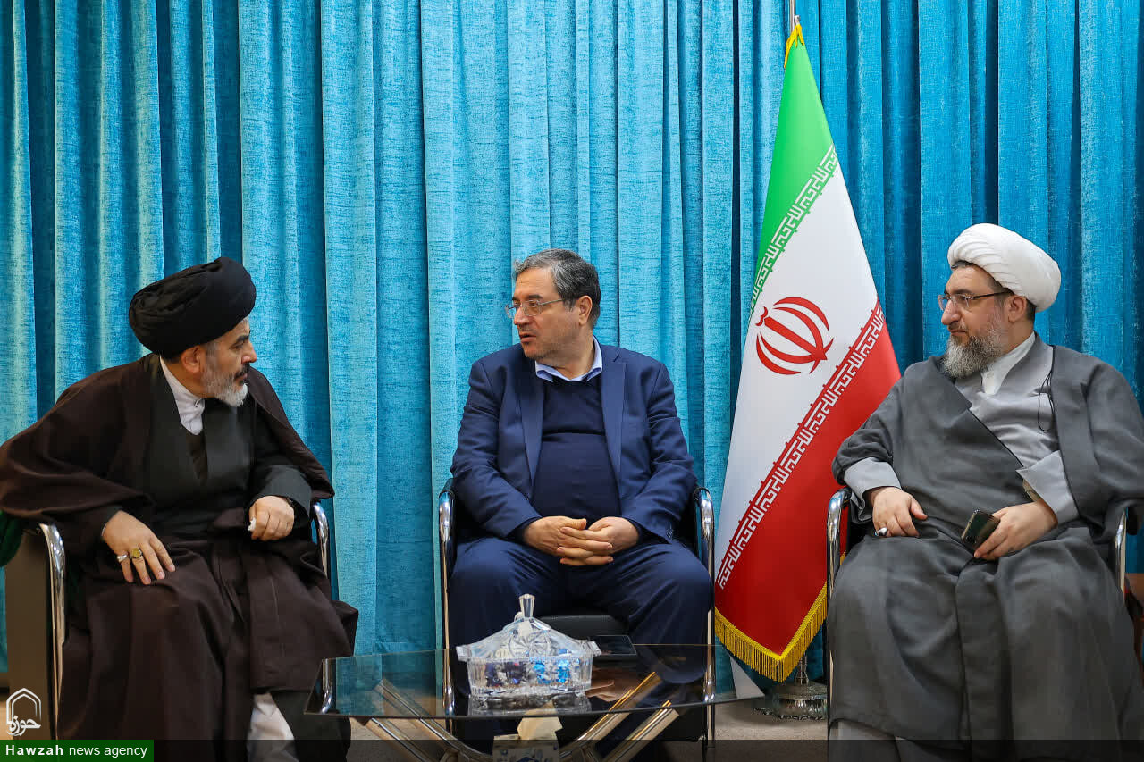 نشست مشترک نمایندگان ولی‌فقیه در استان‌های آذربایجان شرقی و غربی