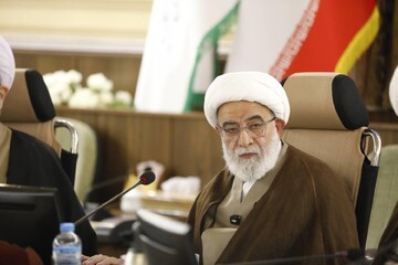 به جز تحصیل رضای خدا نباید هدف دیگری داشته باشیم