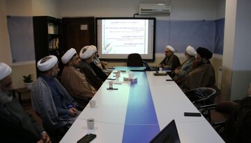 فعالیت‌های «کارگروه نظام آموزشی حوزه» دبیرخانه حوزه پیشرو و سرآمد اصفهان بررسی شد+عکس