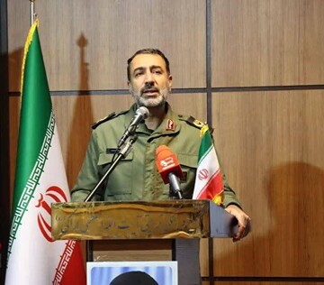 مسجد به مراکز حکمرانی و محل رجوع مردم تبدیل کنیم