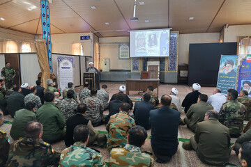 تصاویر | دیدار نماینده ولی فقیه در استان آذربایجان شرقی با فرماندهان فرماندهی قرارگاه منطقه‌ای شمال‌غرب نیروی زمینی ارتش