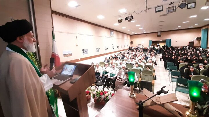 تصاویر/مراسم شام روز میلاد جواد الائمه علیه السلام در آران و بیدگل