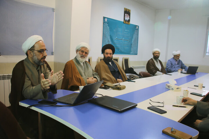 تصاویر|جلسات اعضای دبیرخانه حوزه پیشرو و سرآمد با کارگروه آموزش