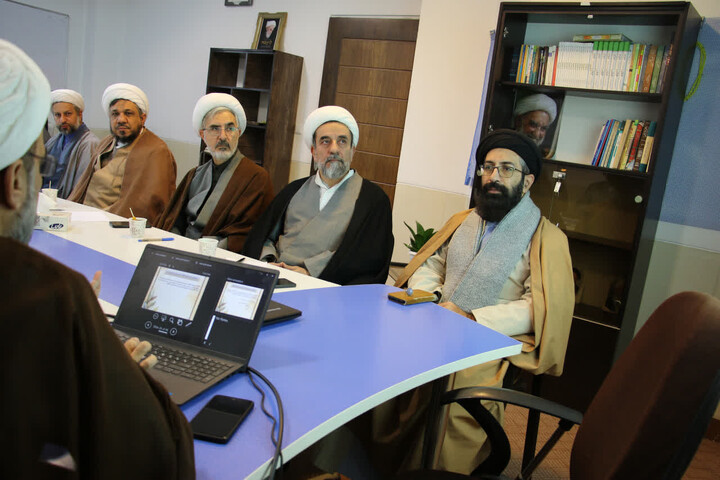 تصاویر|جلسات اعضای دبیرخانه حوزه پیشرو و سرآمد با کارگروه آموزش