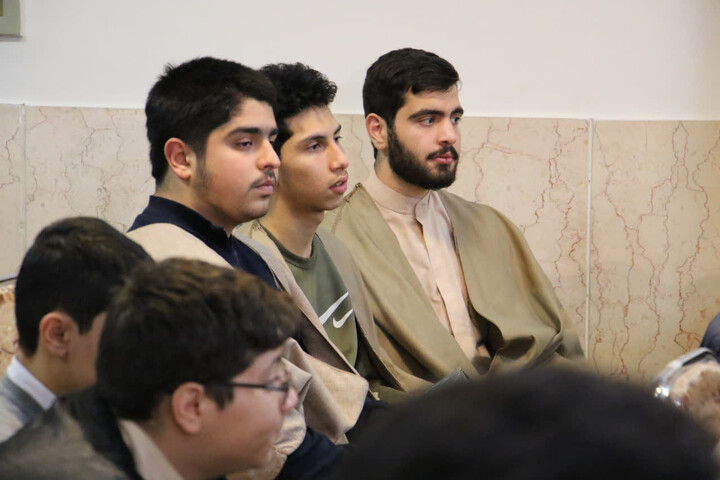 تصاویر|آیین تجلیل از حافظان قرآن مدرسه علمیه شهید طباطبایی نژاد