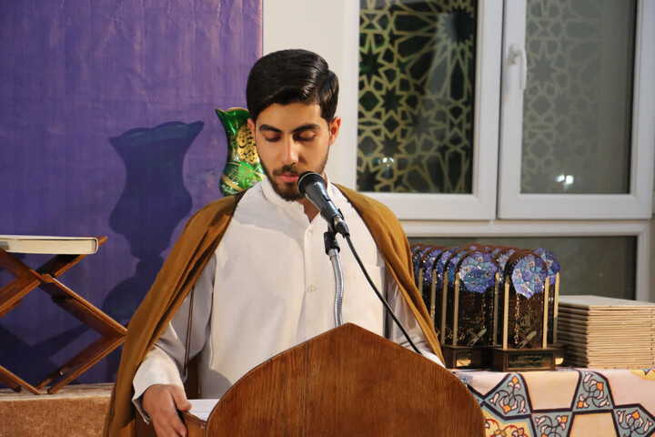 تصاویر|آیین تجلیل از حافظان قرآن مدرسه علمیه شهید طباطبایی نژاد
