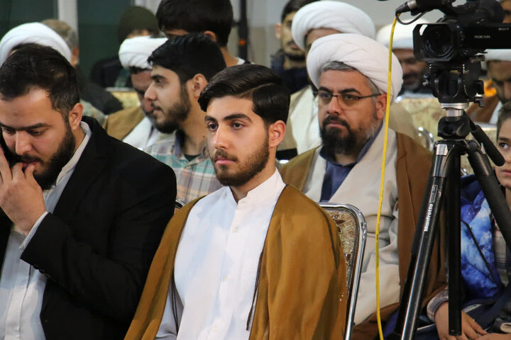 تصاویر|آیین تجلیل از حافظان قرآن مدرسه علمیه شهید طباطبایی نژاد