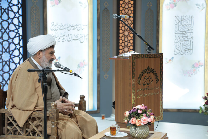 تصاویر/ مراسم  جشن تکلیف دخترانه در امامزاده موسی مبرقع(ع)