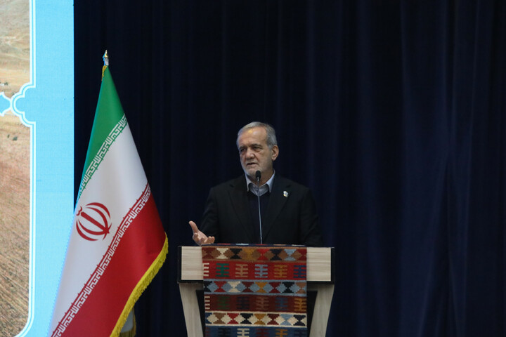 تصاویر/ سفر رئیس جمهور به چهارمحال و بختیاری