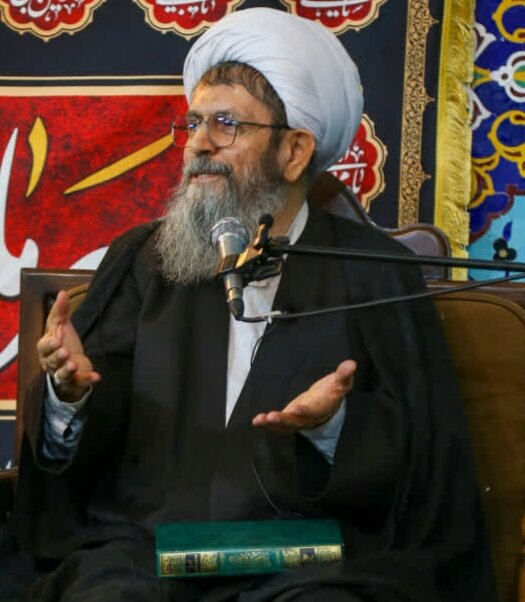 تصاویر/ درس اخلاق و تهذیب در مسجد حضرت ولیعصر(عج)