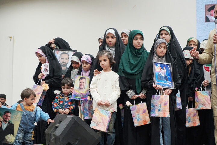 تصاویر / ویژه برنامه پدر قهرمان(تکریم پدران و فرزندان شهدا ) در اصفهان