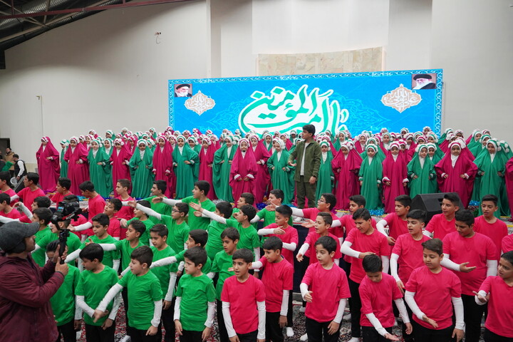 تصاویر / ویژه برنامه پدر قهرمان(تکریم پدران و فرزندان شهدا ) در اصفهان