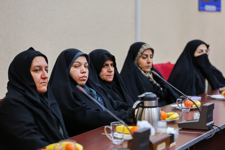 تصاویر | مراسم تجلیل از جمعی از پدران شهدای گرانقدر دفاع مقدس و شهدای مدافع حرم درتبریز