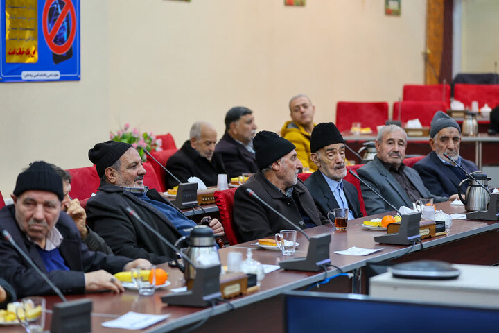 تصاویر | مراسم تجلیل از جمعی از پدران شهدای گرانقدر دفاع مقدس و شهدای مدافع حرم درتبریز