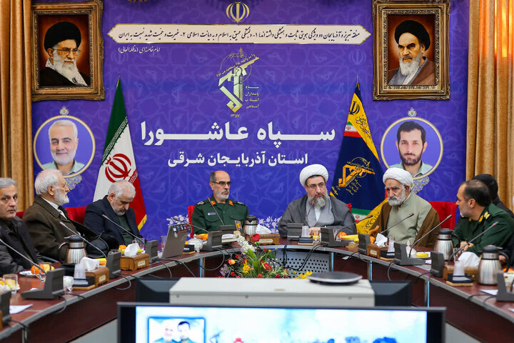 تصاویر | مراسم تجلیل از جمعی از پدران شهدای گرانقدر دفاع مقدس و شهدای مدافع حرم درتبریز