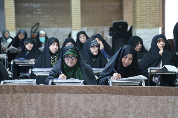 تصاویر/گردهمایی مبلغان و اساتید جهاد تبیین اصفهان